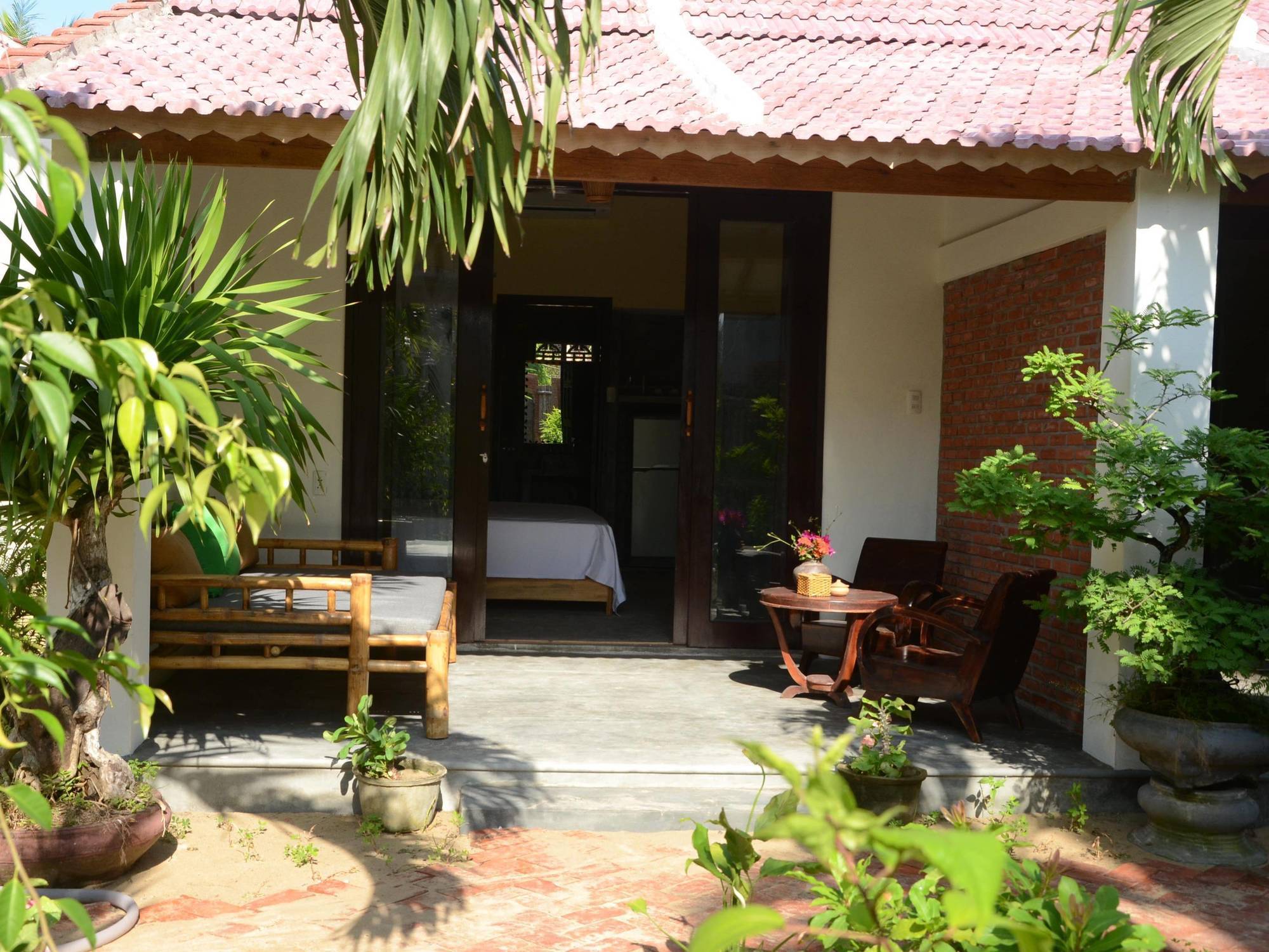 Red Flower Cottages Homestay Hoi An Exterior photo