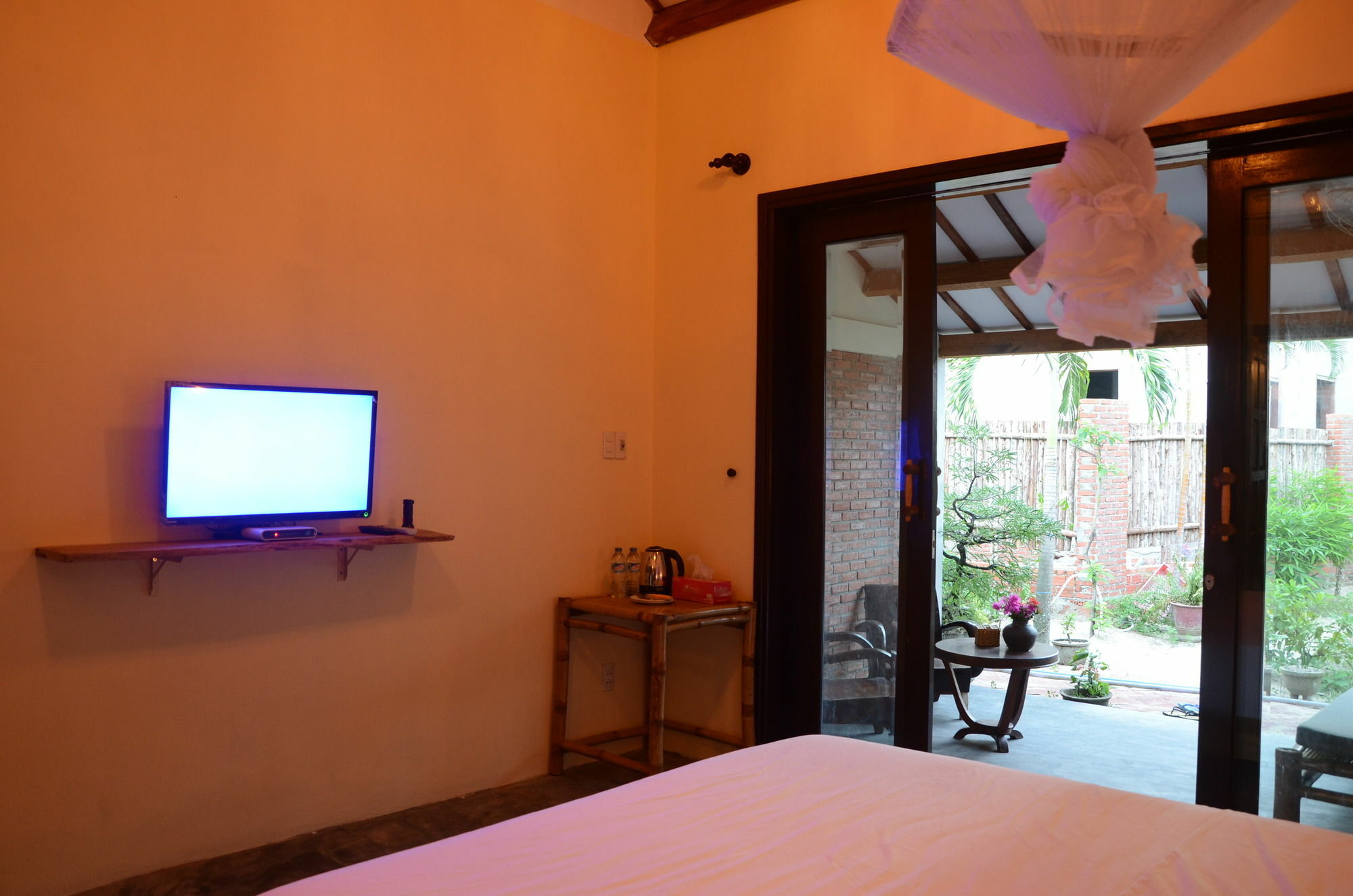 Red Flower Cottages Homestay Hoi An Exterior photo